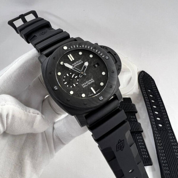 luminor-panerai-submersible-marina-militare-carbotech-premium-watch