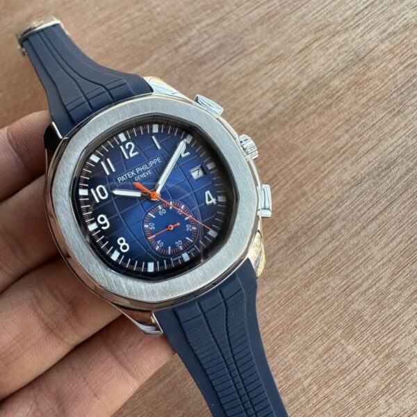 Patek Philippe Aquanaut Automatic Watch - Image 2